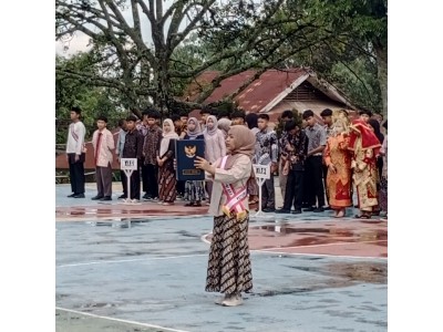 Hardiknas 2 mei 2025