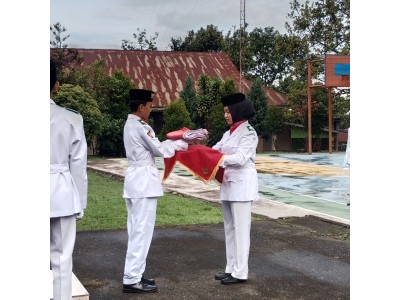 Hardiknas 2 mei 2025